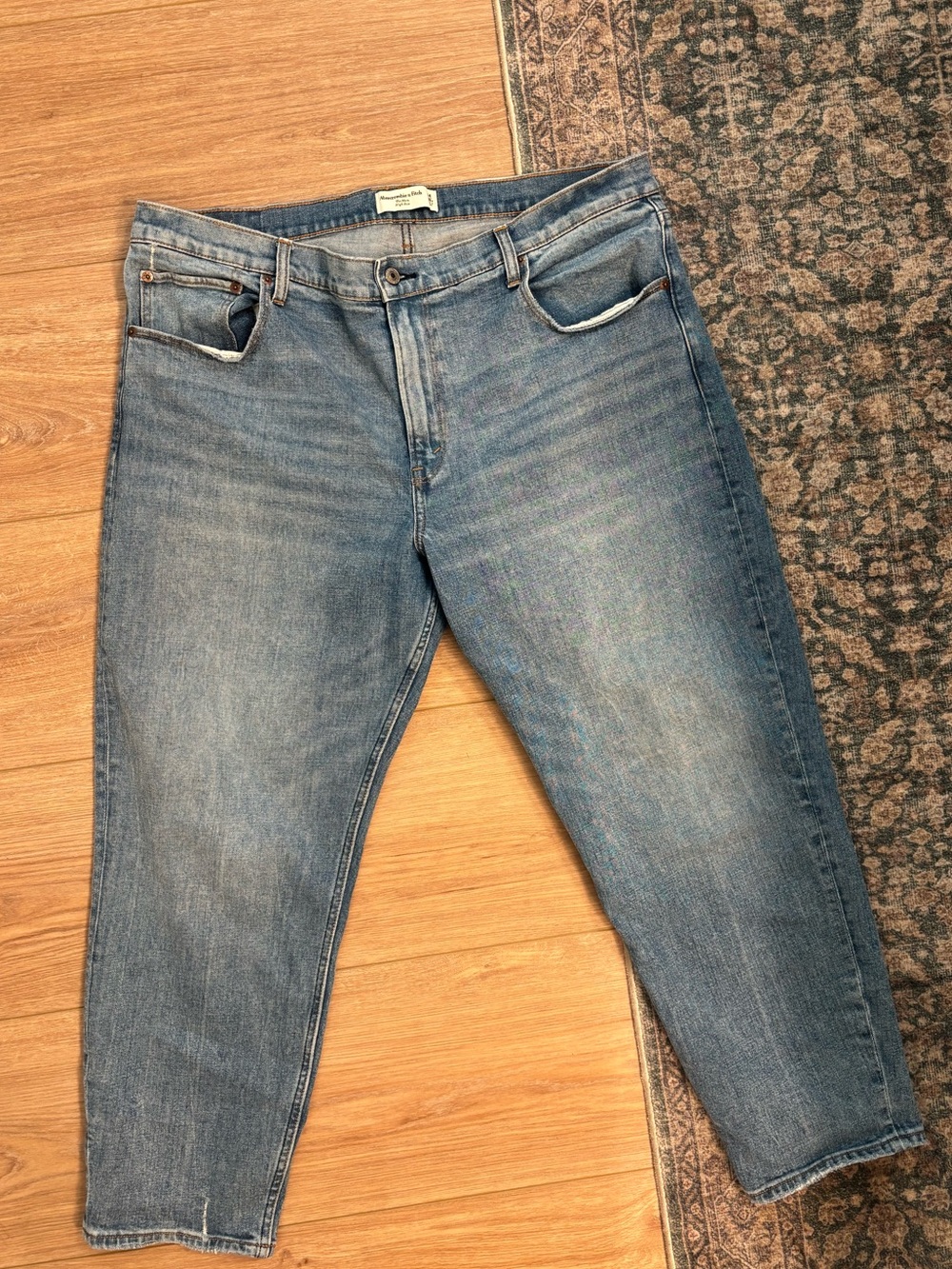 Abercrombie “the mom” high rise jeans